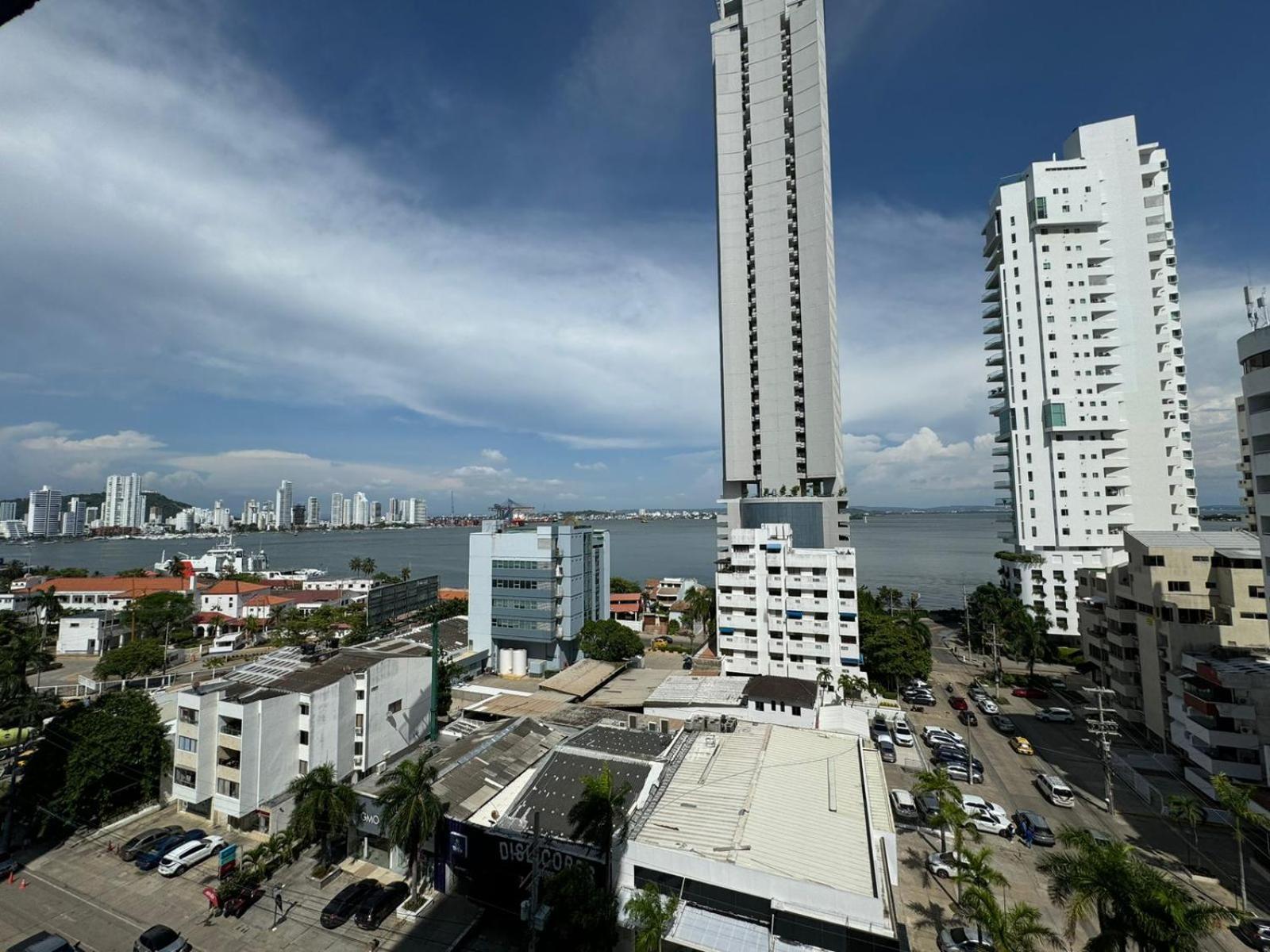 Apartamentos En Edificio Portofino Icdi Cartagena Екстер'єр фото