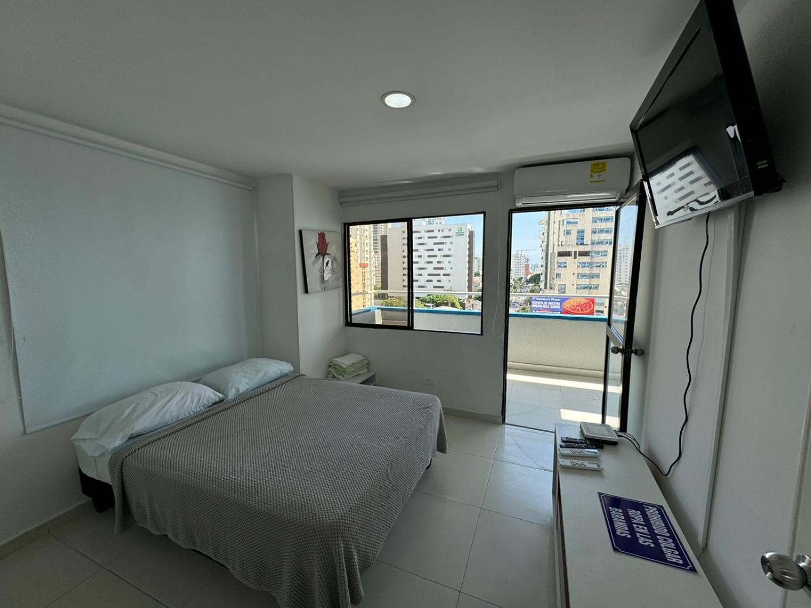 Apartamentos En Edificio Portofino Icdi Cartagena Екстер'єр фото