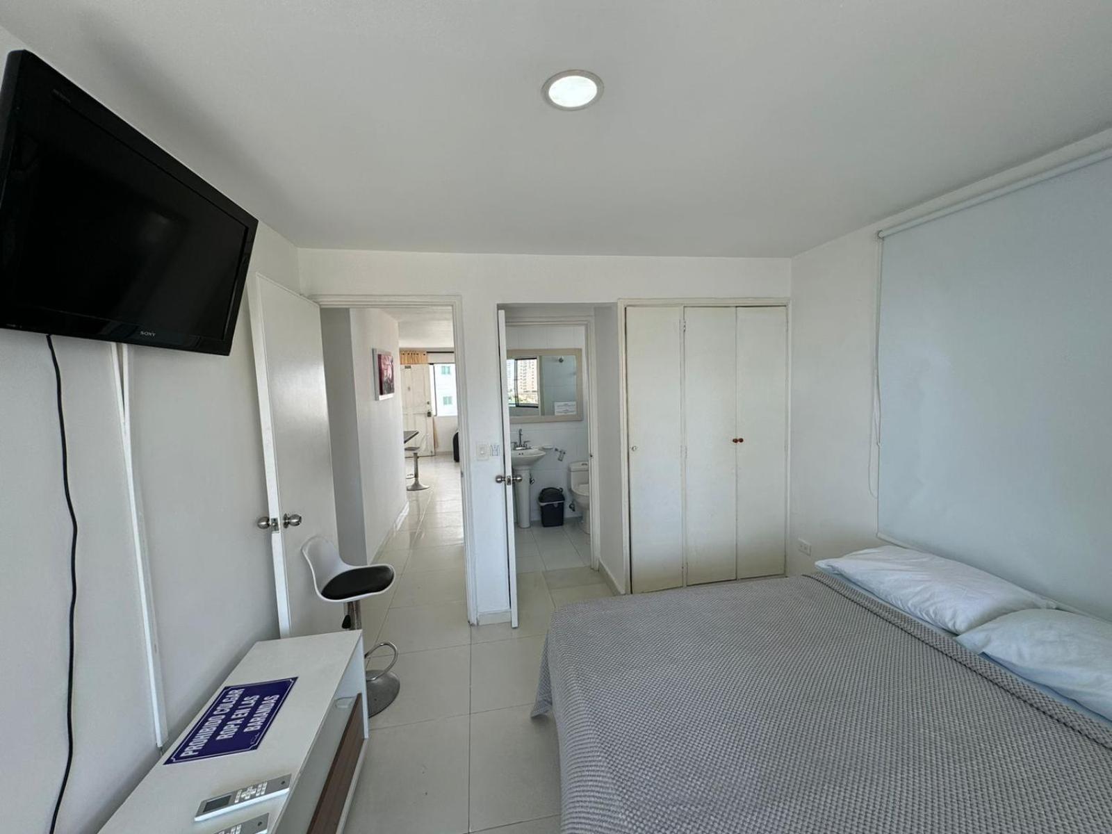 Apartamentos En Edificio Portofino Icdi Cartagena Екстер'єр фото