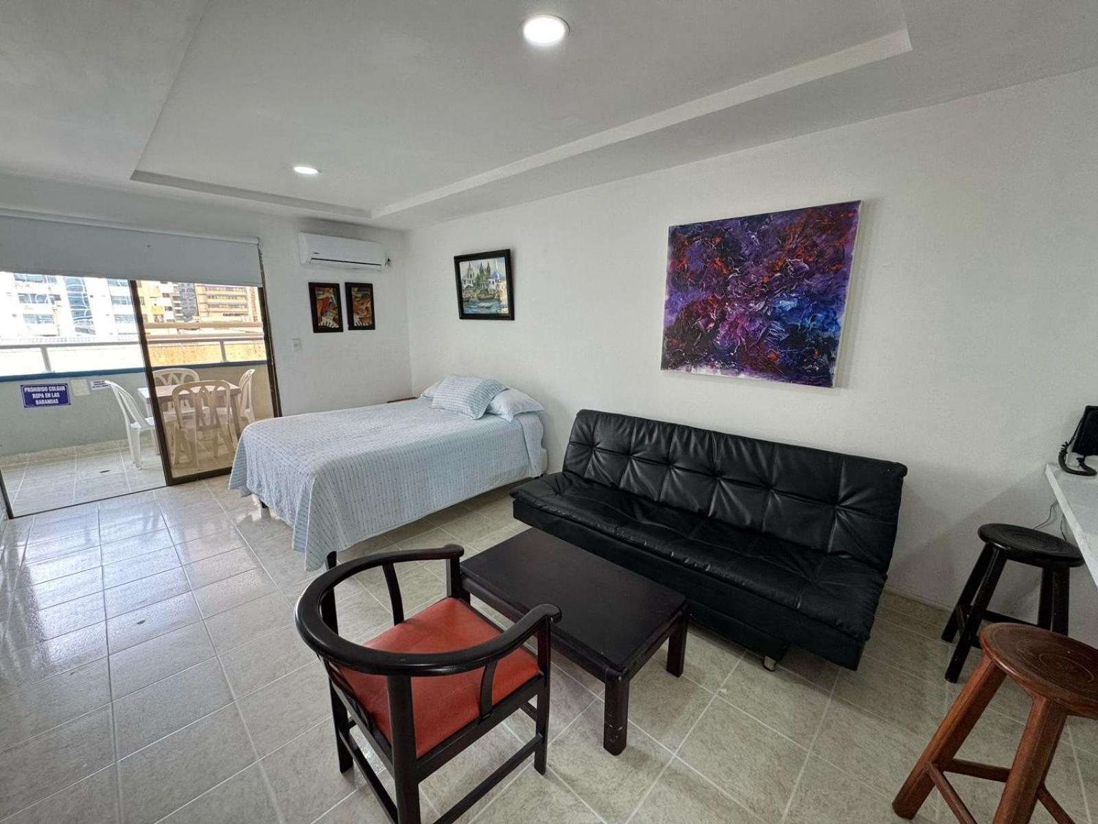 Apartamentos En Edificio Portofino Icdi Cartagena Екстер'єр фото